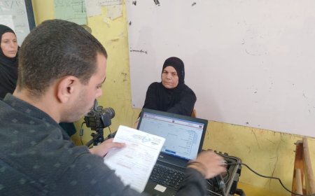 المجلس القومى للمرأة بأسيوط يستخرج عدد 172 بطاقة رقم قومى للسيدات بمركز ابنوب