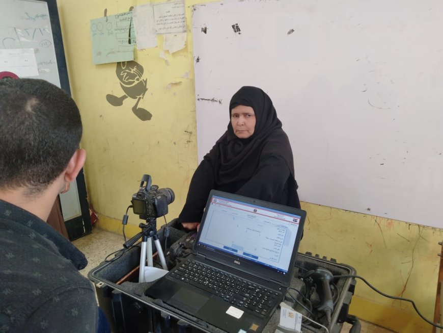 المجلس القومى للمرأة بأسيوط يستخرج عدد 172 بطاقة رقم قومى للسيدات بمركز ابنوب