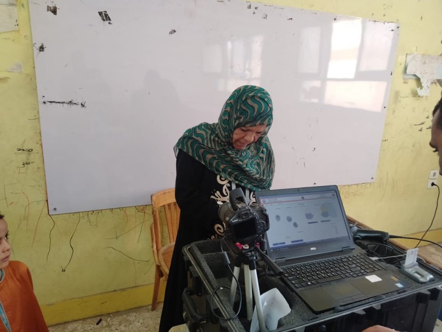 المجلس القومى للمرأة بأسيوط يستخرج عدد 172 بطاقة رقم قومى للسيدات بمركز ابنوب