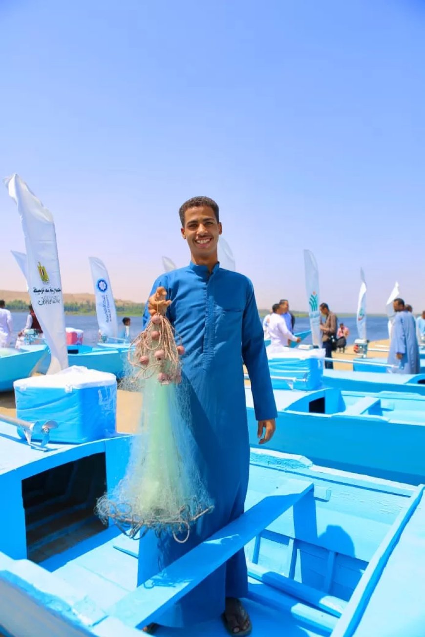 “عضو التحالف الوطنى”: تسليم 24 مركب صيد إلى صغار الصيادين بكوم أمبو 