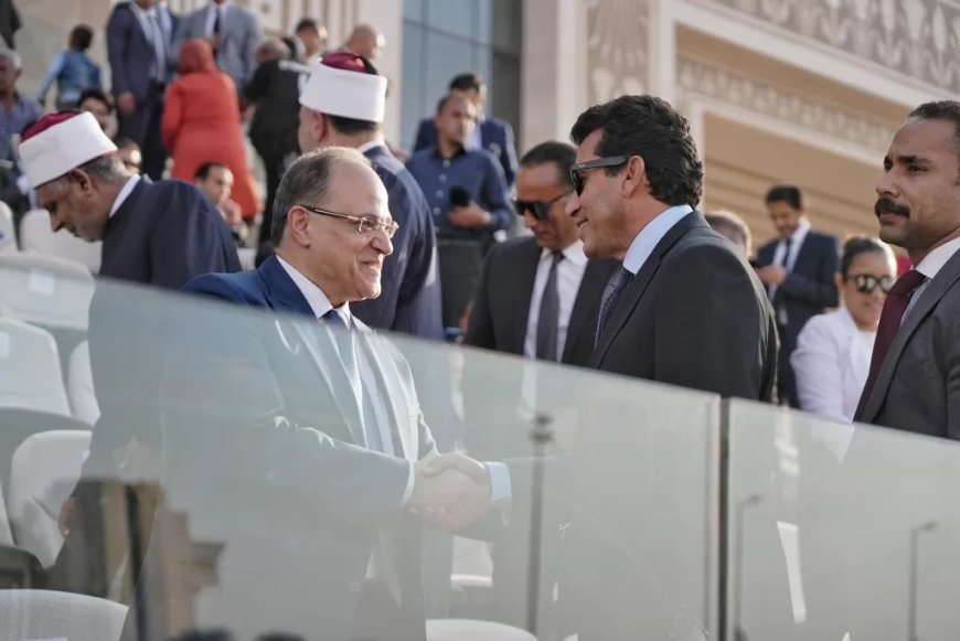 برعاية الرئيس عبد الفتاح السيسي رئيس هيئة الدواء يشارك في احتفالية تدشين مبادرة رئيس الجمهورية للتنمية البشرية ” بداية جديدة لبناء الإنسان”