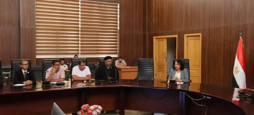 نائب محافظ البحر الأحمر تناقش آليات العمل بمبادرة ” بداية جديدة لبناء الإنسان “