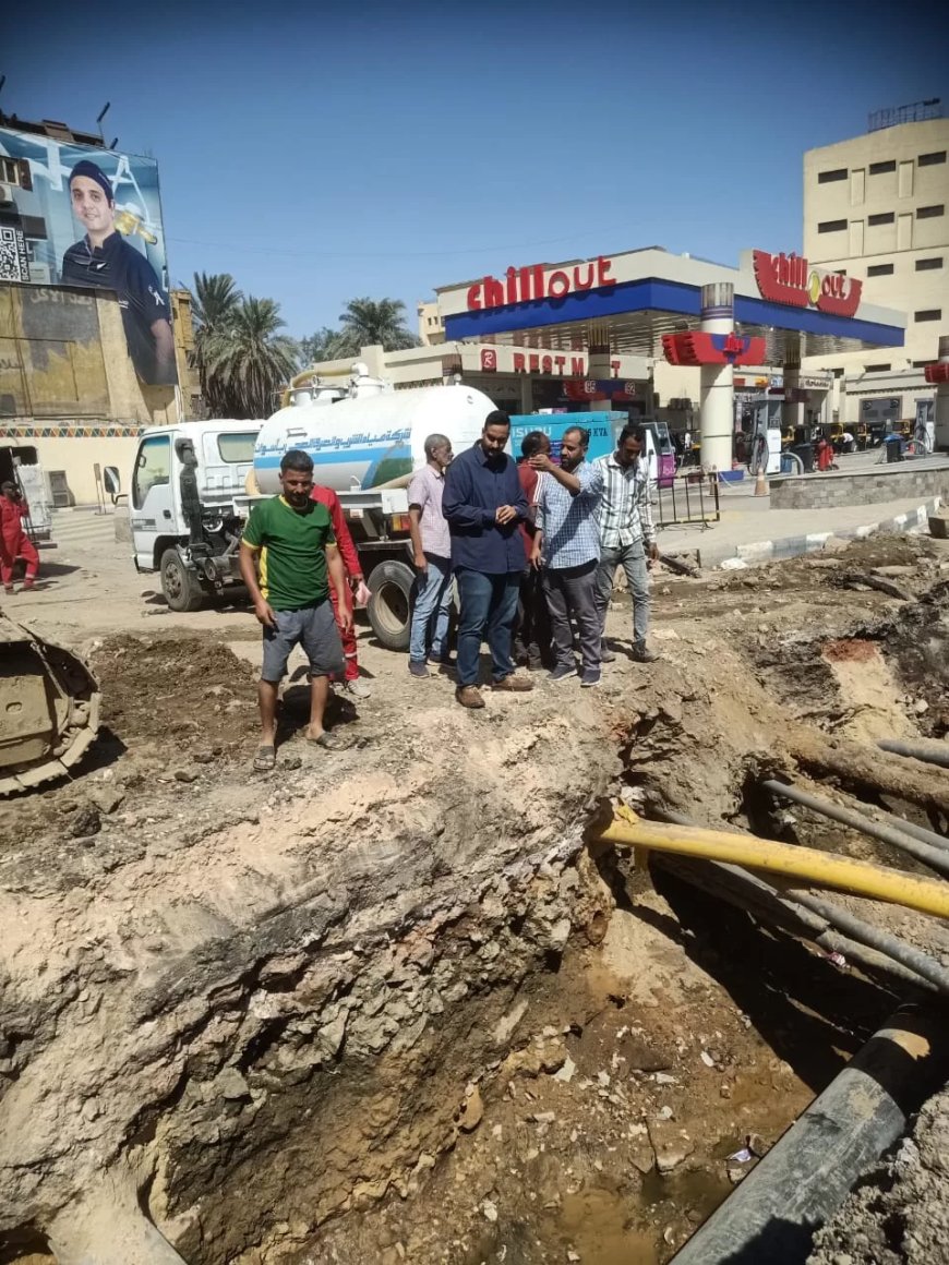 بناءاً على تعليمات الدكتور إسماعيل كمال.. لجان متخصصة ترصد شكاوى المواطنين لسرعة التدخل الفورى معها من أجل تخفيف أى معاناة عن المواطن
