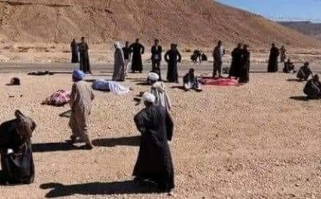 بالأسماء.. مصرع ٨ وإصابة ١٠ آخرين في حادث انقلاب سيارة بطريق “قنا – سوهاج”