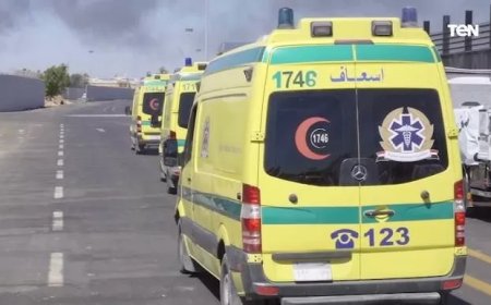 بالأسماء .. إصابة 12 فى حادث انقلاب سيارة ميكروباص أمام قرية الزوايدة بنقادة 