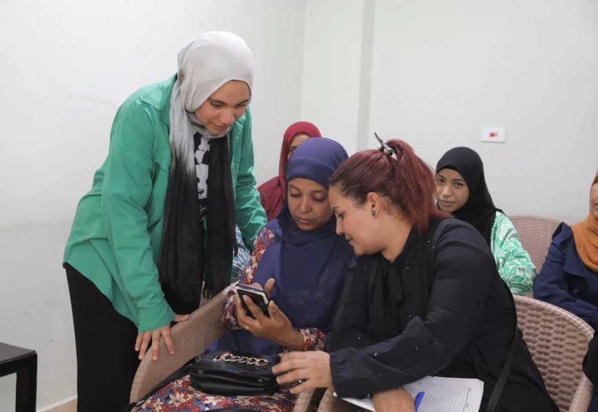 قومي المرأة ينظم تدريبات على حرفة الحلي بمحافظة البحيرة وعلى تصوير وتسعيروتسويق المنتجات بمحافظة الأقصر