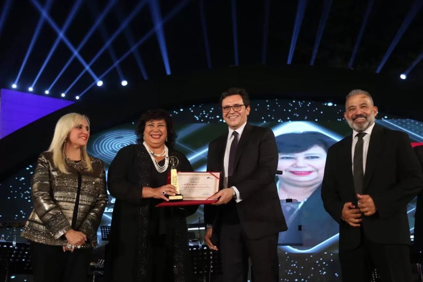 وزير الثقافة يكرم د.إيناس عبد الدايم و18شخصية فى إفتتاح جماهيرى لمهرجان ومؤتمر الموسيقى العربيةال 32
