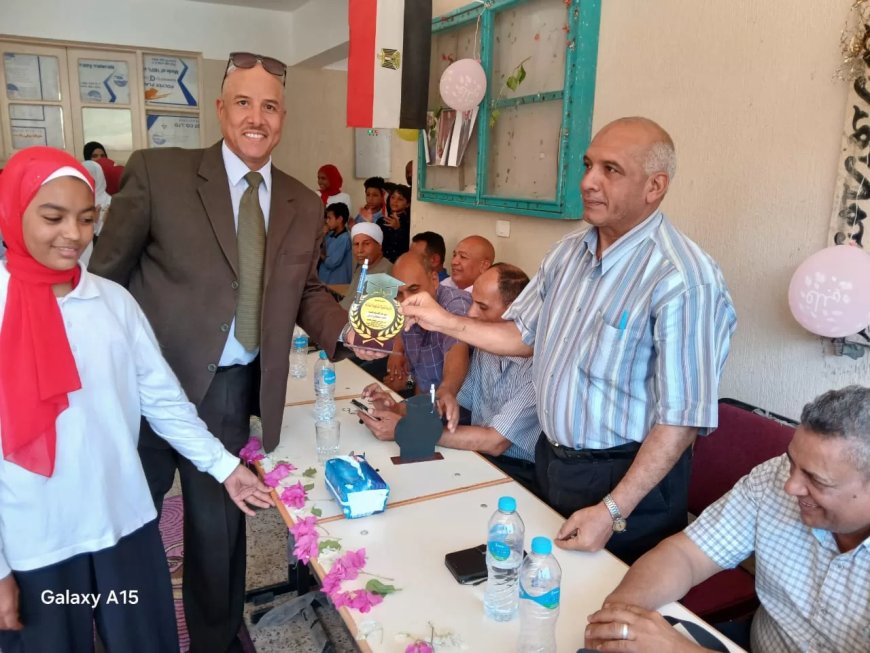 فصول الأوسط قمولا الثانوية بقنا تحتفل بالذكرى الـ 51 لانتصارات أكتوبر