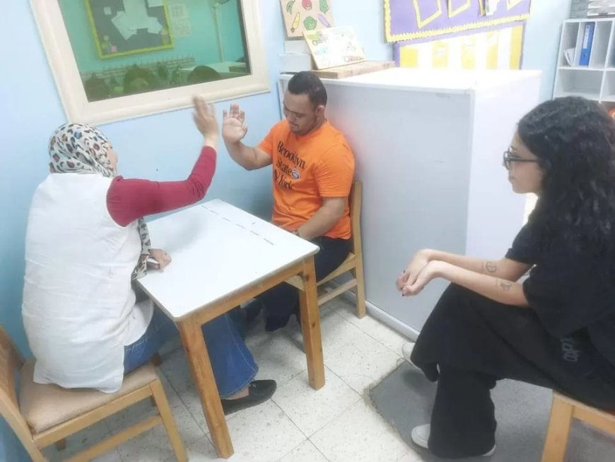 مركز التقدم يبدأ تدريباً عملياً لطلاب الجامعات حول الإعاقات النمائية والتعريف باضطراب طيف التوحد