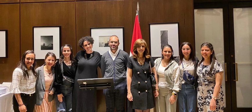 ضمن مهرجان شيكاغو السينمائي الدولي  “السفيرة ندى دراز تستقبل فريق عمل فيلم “رفعت عينى للسما