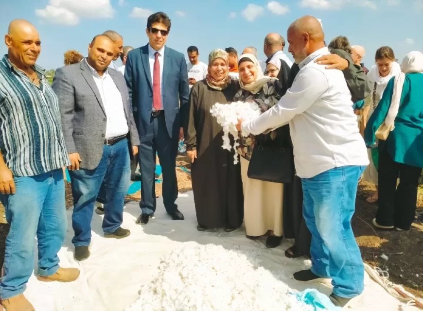 المركزية للارشاد الزراعي تستعرض حصاد القطن  فى دمياط والثوم بأسيوط