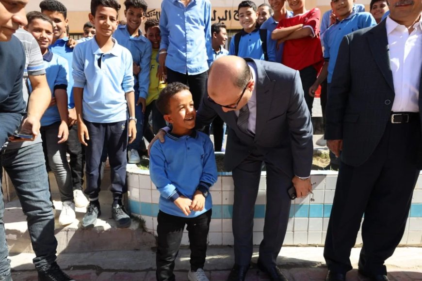 لمتابعة انتظام سير العملية التعليمية.. محافظ كفر الشيخ يتفقد ‏مدرسة برج البرلس الإعدادية المشتركة