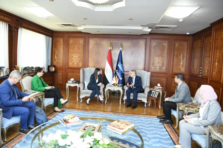 الفريق ربيع:”قناة السويس استحدثت خدمات جديدة للتحول إلى مركز للخدمات اللوجيستية