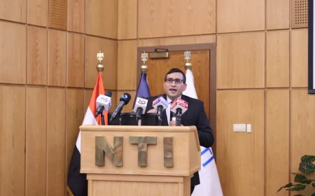 الدكتور/ عمرو طلعت وزير الاتصالات وتكنولوجيا المعلومات يشهد حفل تخريج الدفعة الأولى من أكاديمية الأمن السيبرانى