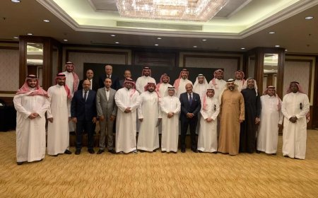 غرفة السياحة تبحث مع “تجارية مكة المكرمة”التعاون الثنائى ومضاعفة الاستثمارات..              تحسين الخدمات المقدمة للحجاج والمعتمرين المصريين  ..بالأراضى المقدسة..             مشروعات  مشتركة فى إقامة الفنادق والمنتجعات والمراكب النيلية 