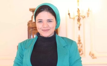 كفوف مجهولة تقتل الطفولة !!