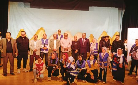 مسرح المواجهة و التجوال يقدم العرض المسرحى عفركوش على مسرح قصر ثقافة الزعيم جمال عبدالناصر ببنى مر