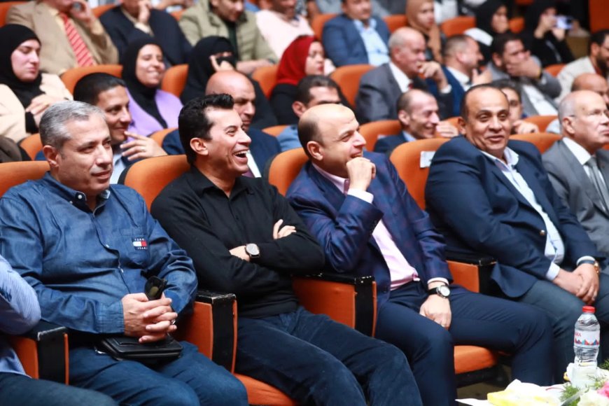 وزير الشباب والرياضة ومحافظ كفرالشيخ يعقدان لقاءً حواريًا مفتوح مع الكيانات الشبابية بالمحافظة