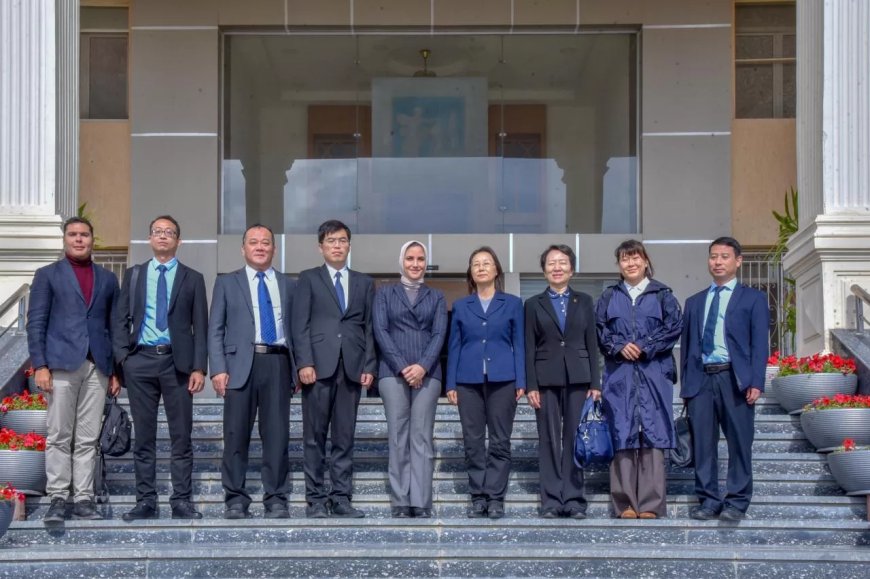 نائب محافظ الإسكندرية تستقبل وفداً صينياً برئاسة رئيس مجلس نواب الشعب بمدينة هايكو الصينية لبحث تعزيز سبل التعاون بين الجانبين