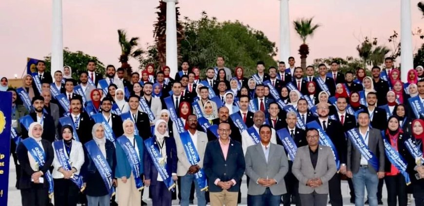 جامعة كفر الشيخ تشارك ببرنامج “سفراء الهوية المصرية” بمعسكر إعداد القادة بحلوان