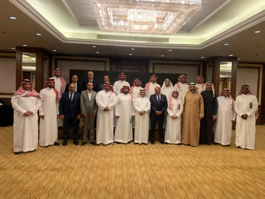 غرفة السياحة تبحث مع “تجارية مكة المكرمة”التعاون الثنائى ومضاعفة الاستثمارات..              تحسين الخدمات المقدمة للحجاج والمعتمرين المصريين  ..بالأراضى المقدسة..             مشروعات  مشتركة فى إقامة الفنادق والمنتجعات والمراكب النيلية 