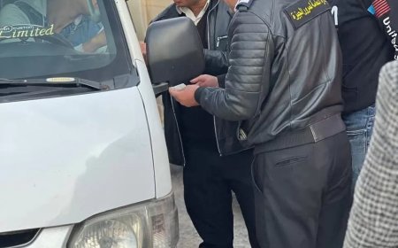 ضبط ٣٠٠ مخالفة لمركبات ميكروباص غير ملتزمة بالأجرة المحددة خلال حملات بعدة مناطق بالجيزة