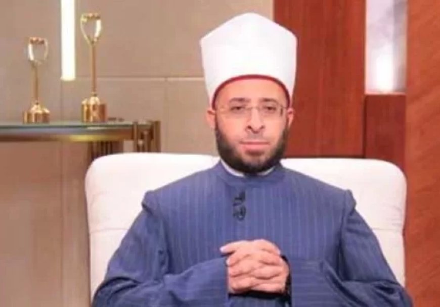 رواد مسجد كوم صرد على باب وزير الأوقاف