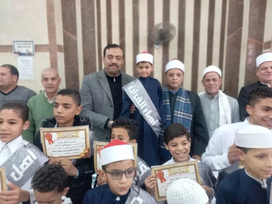 تكريم حفظة القرآن الكريم بالعاشر من رمضان
