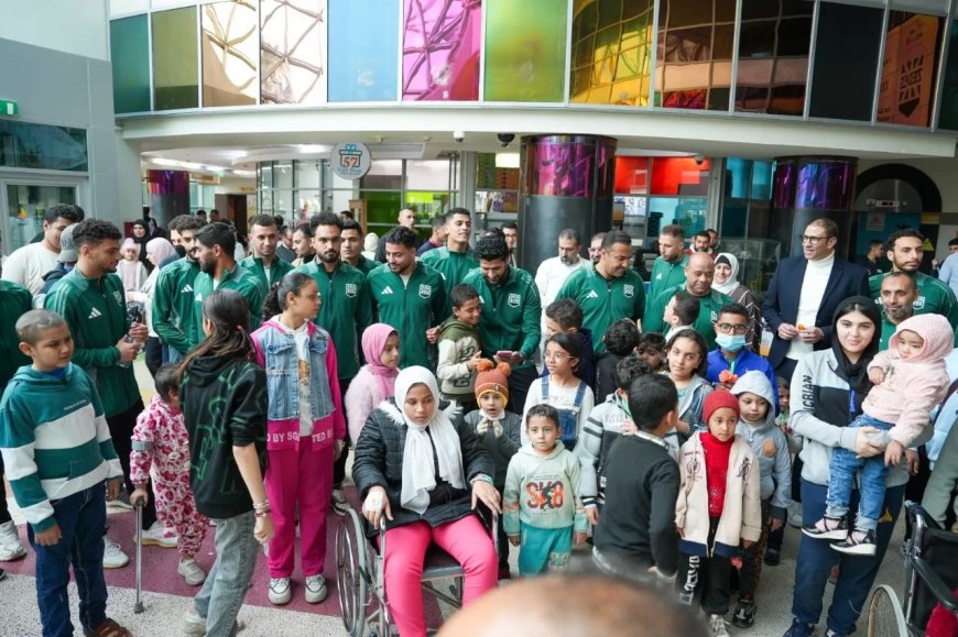 لاعبو فريق  “زد إف سي” ومسئولو إدارته يزورون أطفال مستشفى السرطان 57357 لرفع الروح المعنوية للمرضى