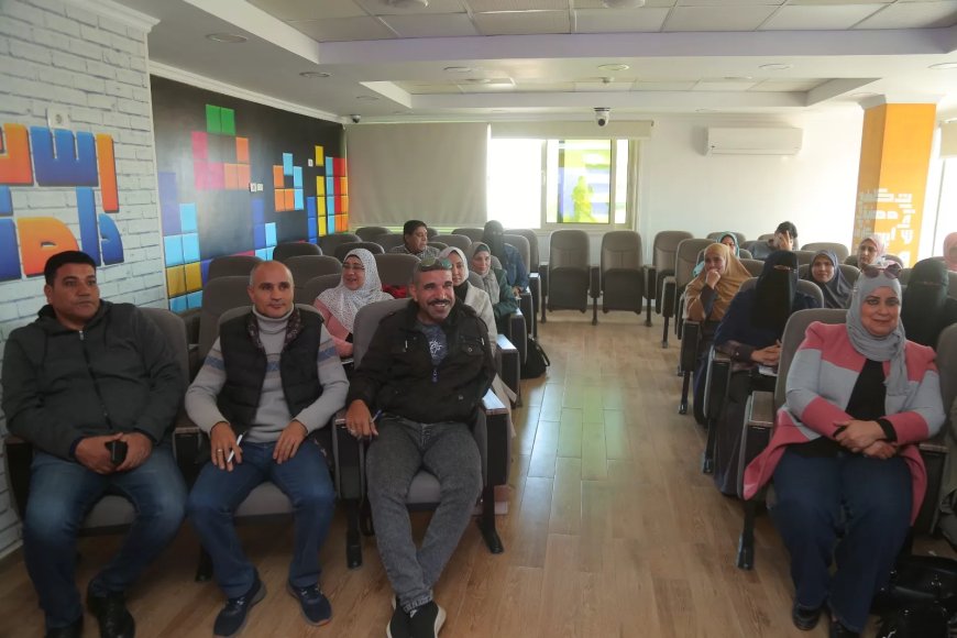 محافظ كفرالشيخ يتفقد فعاليات البرنامج التدريبى “قيم وحياة” بمركز استدامة للتدريب والتطوير  ‏