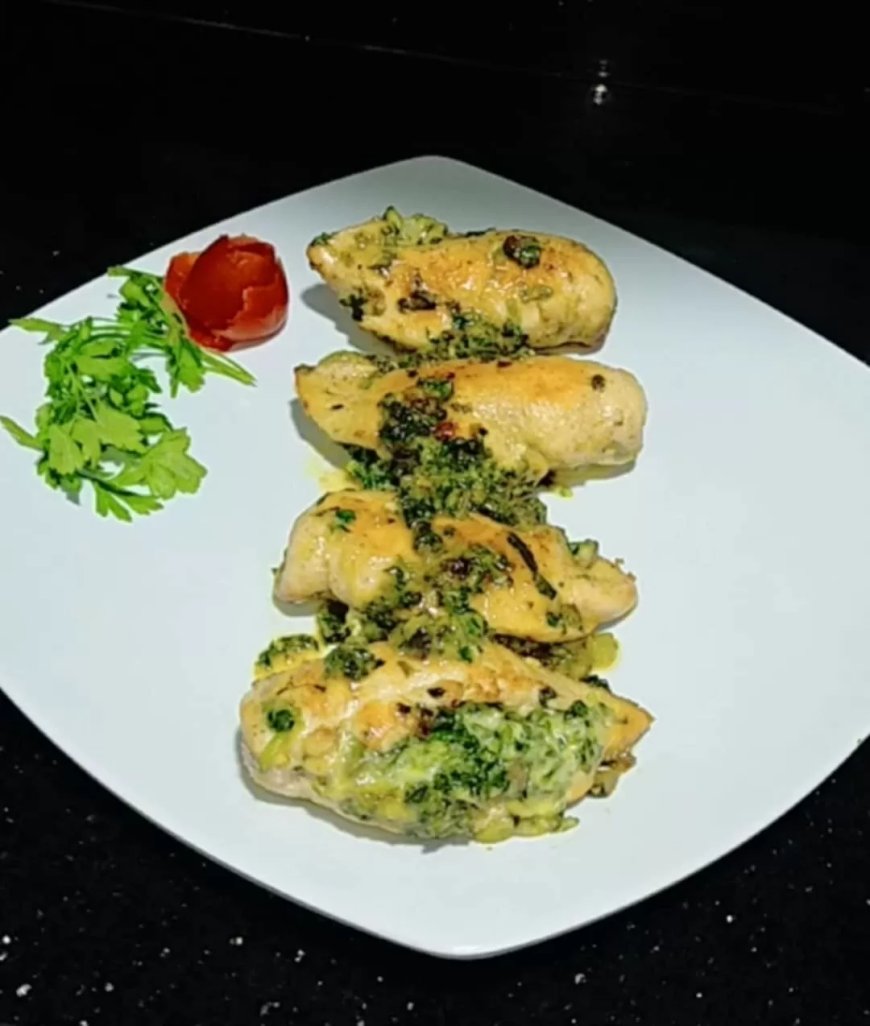 صدور فراخ بالسبانخ والمشروم و الموتزاريلا بطريقة الشيف نور الصباح