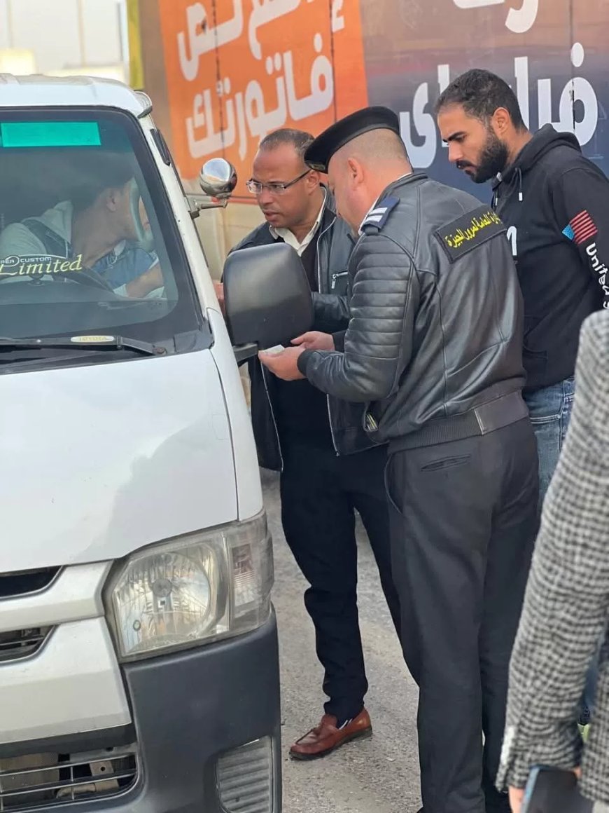 ضبط ٣٠٠ مخالفة لمركبات ميكروباص غير ملتزمة بالأجرة المحددة خلال حملات بعدة مناطق بالجيزة