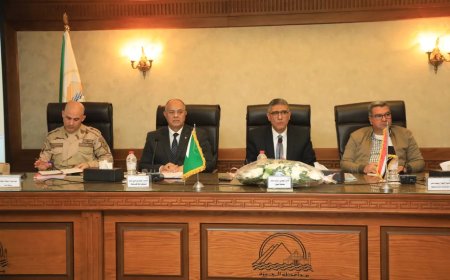 محافظ الجيزة يتابع سيناريو محاكاة لعدد من الأزمات لاختبار جاهزية القطاعات بالشبكة الوطنية للطوارئ والسلامة العامة