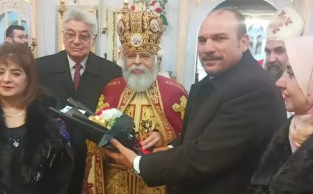 مستقبل وطن الشرقية يشارك الإخوة الأقباط أحتفالاتهم بعيد الميلاد المجيد ويقدم الهدايا والورود للأطفال وذويهم