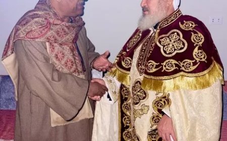 وفد من حزب “الشعب الجمهوري” يزور كنائس أبوتشت لتهنئة الأخوة الأقباط بعيد الميلاد المجيد