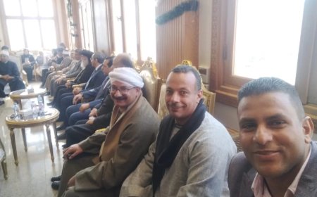 أعضاء نموذج محاكاة مجلس الشيوخ في قنا يواصلون زيارة الكنائس والمطرانيات لتهنئة الأقباط بعيد الميلاد المجيد