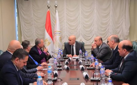 رئيس الطائفة الإنجيلية يلتقي وزير التربية والتعليم لمناقشة تطوير العملية التعليمية