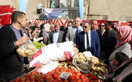 محافظ الشرقية يفتتح سوق اليوم الواحد بمدينة ههيا ويدعو المواطنين للإستفادة من التخفيضات وجودة المنتجات
