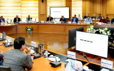 محافظ كفر الشيخ يناقش مع مجلس الجامعة سبل التعاون لتحقيق التنمية وتحسين الخدمات