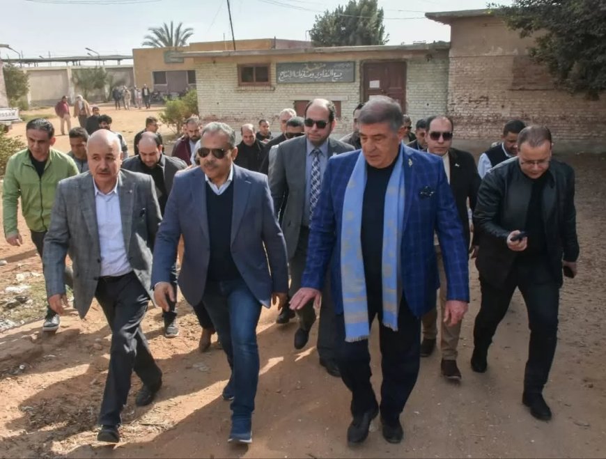 محافظ الشرقية يُفاجئ العاملين بالإدارتين البيطرية والزراعية بأبو حماد.. ويقرررفع كفاءة منحل العسل