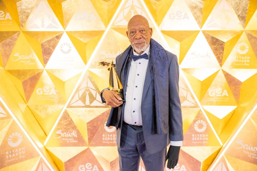 ٧ نجوم حصدوا جائزة “الإنجاز مدى الحياة” بالنسخة الخامسة من Joy Awards