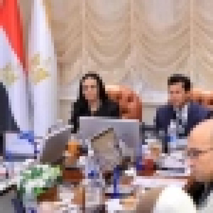 بسبب خلافات زوجية… مصرع ربة منزل إثر تناولها صبغة شعر بقنا