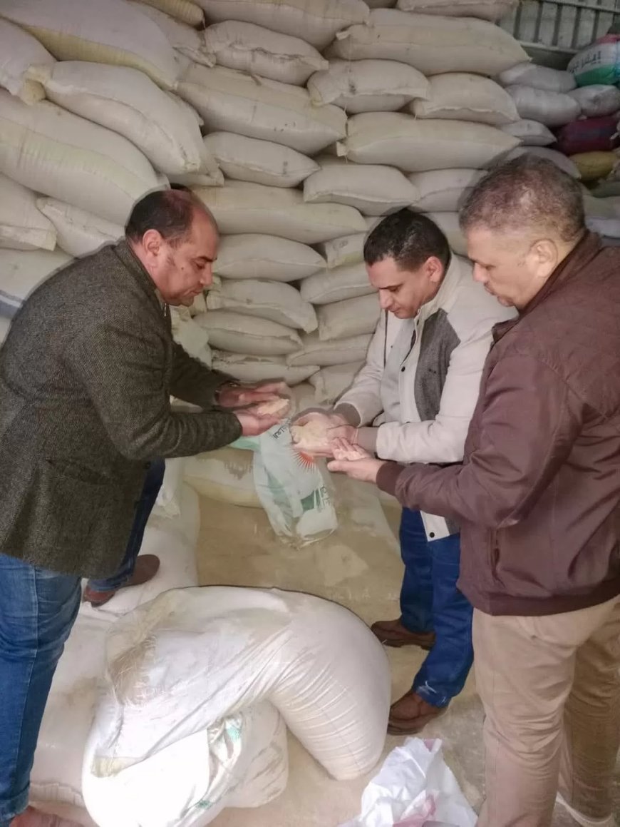 ضبط ١٣٠ طن دقيق مدعم بالجيزة قبل بيعها في السوق السوداء