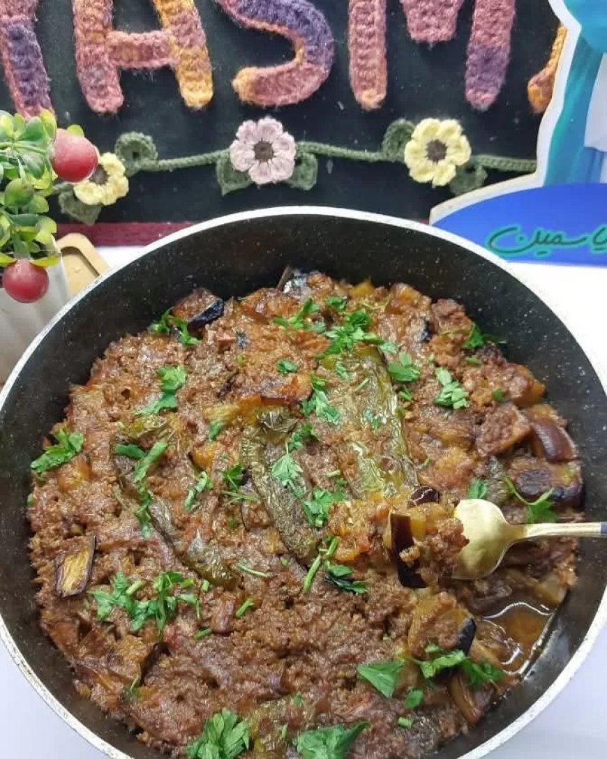 طريقة تحضير صينية المسقعة باللحمة المفرومة