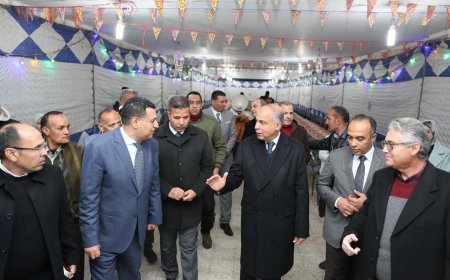 خلال تفقده تجهيزات مائدة الرحمن.. محافظ المنيا يوجه بزيادة أعداد الوجبات ويشدد على الجودة والنظافة