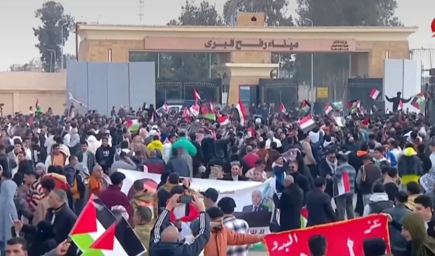 مني عبدالغفار : حشود المصريين أمام معبر رفح رسالة تحدي وسلام في نفس الوقت