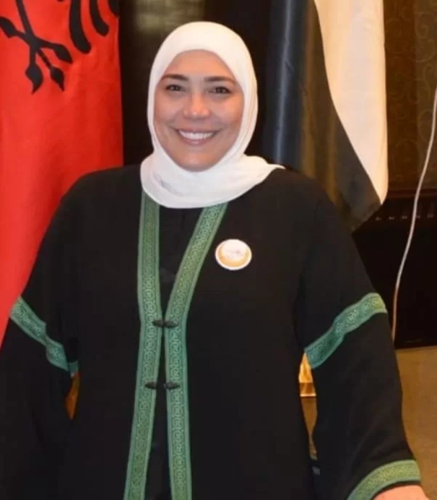 الواعظة ميرفت عزت:المرآة الواعية تربى أولادها على الإنتماء والولاء