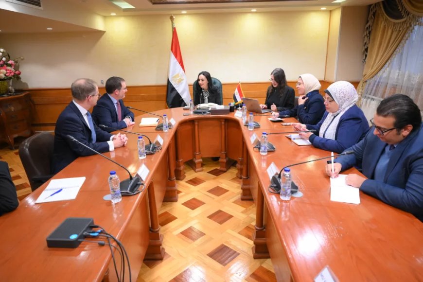 وزيرة التضامن تبحث مع مسؤولين بريطانيين جهود دعم غزة وإيصال المساعدات الإنسانية
