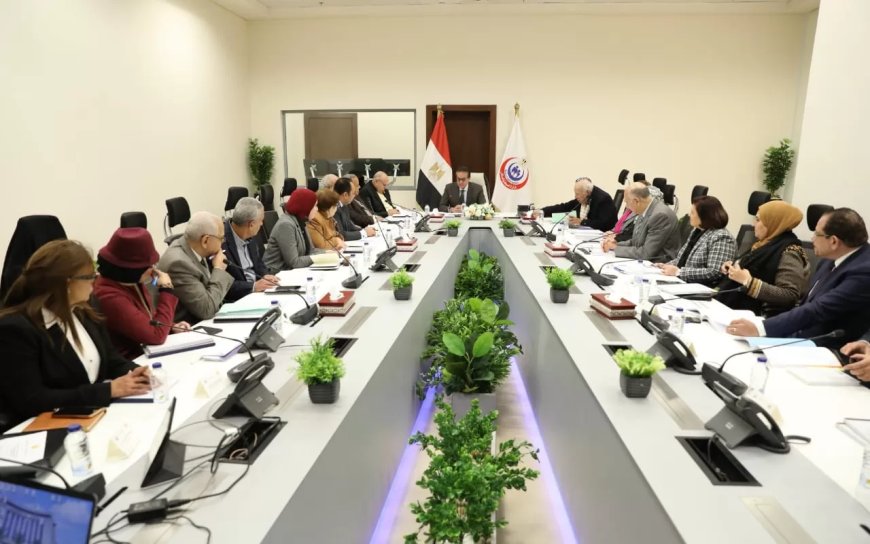 وزير الصحة فى اجتماع الجمعية العامة لمجموعة شركة “أكديما”: قيمة انتاج المجموعة فى العام الماضي وصل 22,6 مليار جنيه مقابل 15,6 مليار جنيه عام 2023 لعدد مليار وحدة دوائية