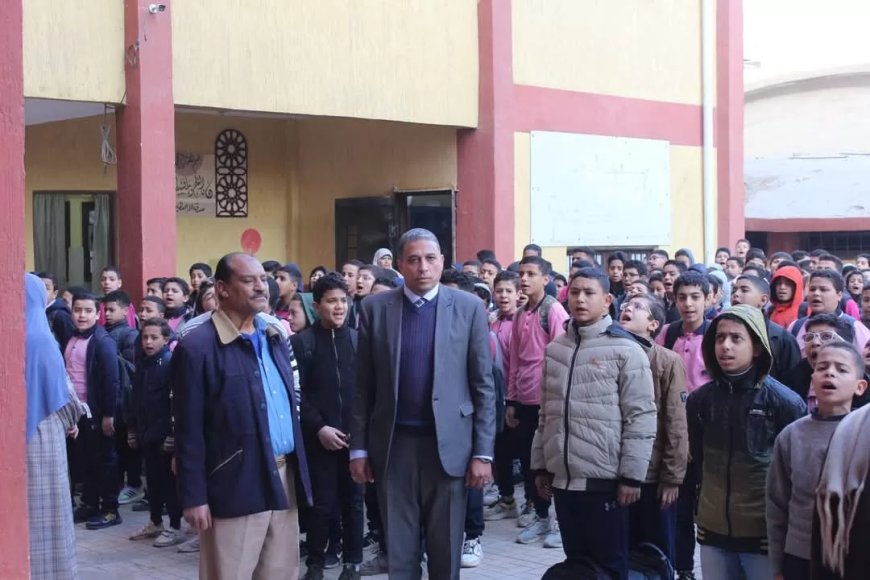 وكيل وزارة التعليم بالجيزة يقيل مدير مدرسة بسبب الكانتين.. ويصدر قرارا جديدا بشأن التقييمات